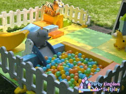 Tiny20Adventure20Jungle20banana20yellow20green20floor20tige 3 Tiny Adventure Jungle