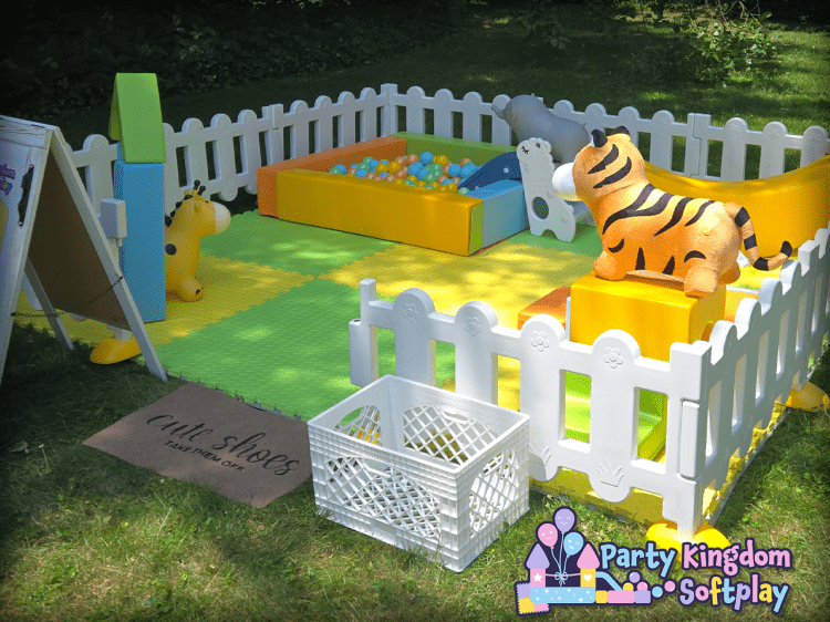 Tiny Adventure Jungle